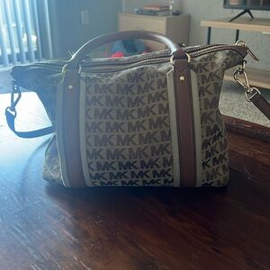 Lightly Used Michael Kors Purse